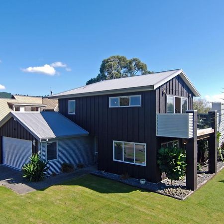 Zodiac Bay Lake Retreat Rotorua Eksteriør billede