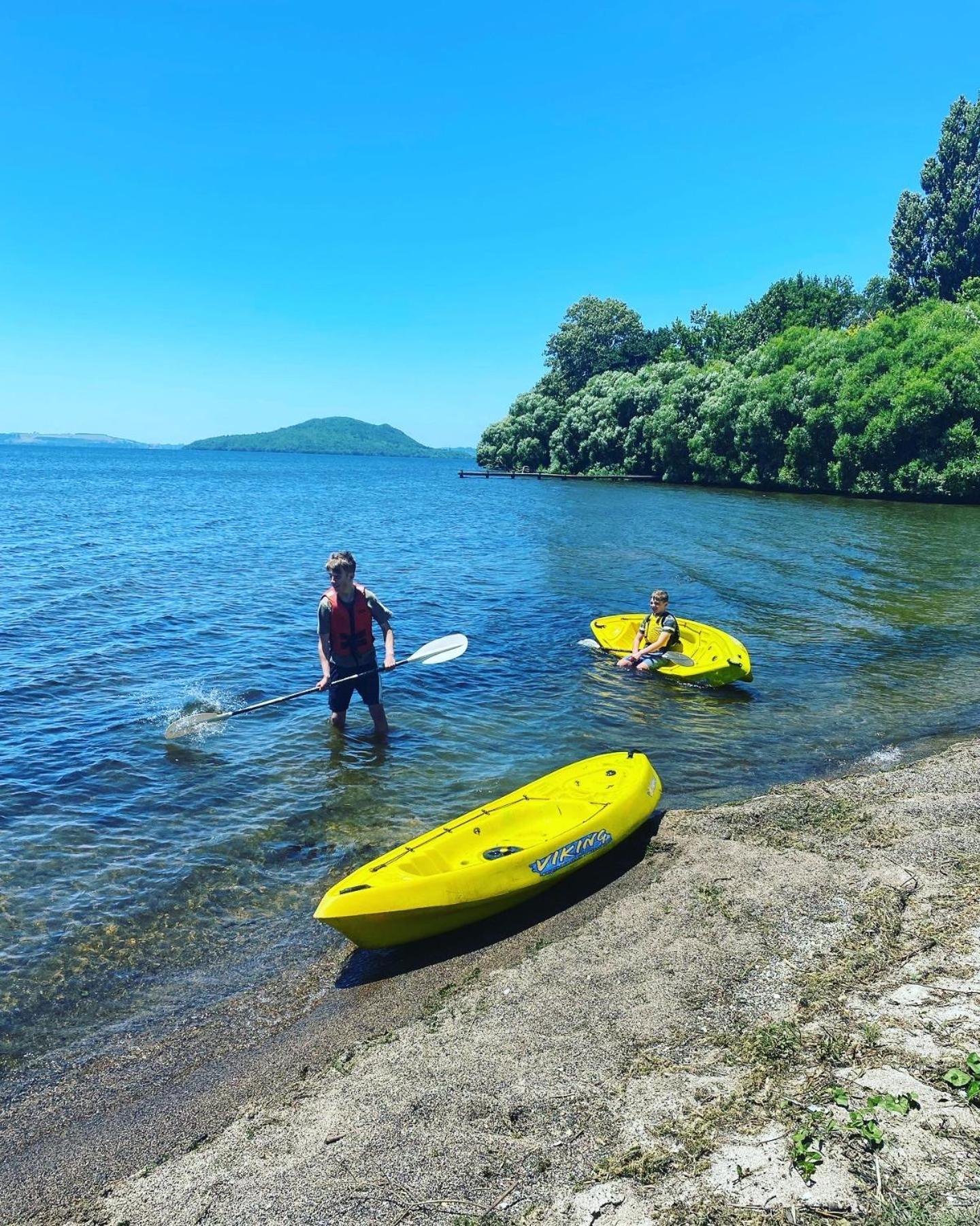 Zodiac Bay Lake Retreat Rotorua Eksteriør billede