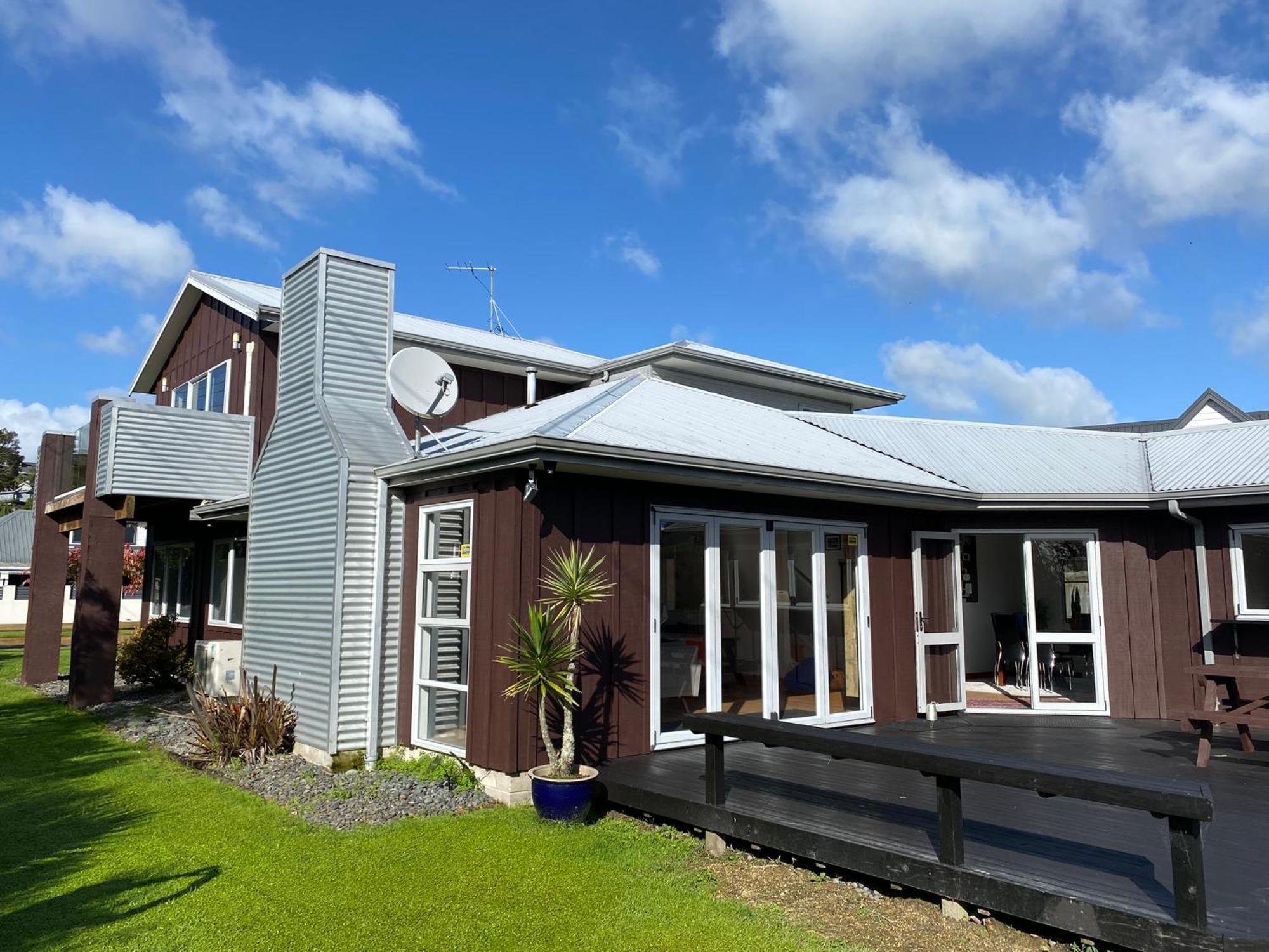 Zodiac Bay Lake Retreat Rotorua Eksteriør billede